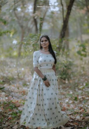 Golden tissue flower pattu pavada and with duppata